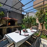 House Kovacevic Apartment *