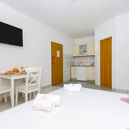 House Kovacevic * Makarska