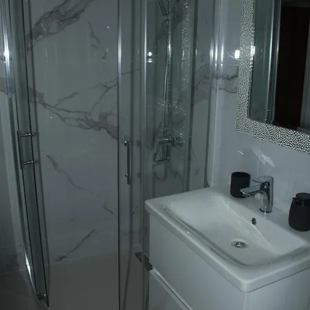 House Kovacevic Макарська